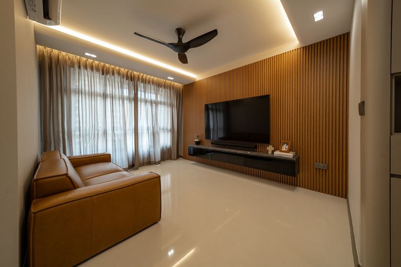 Plantation Crescent interior