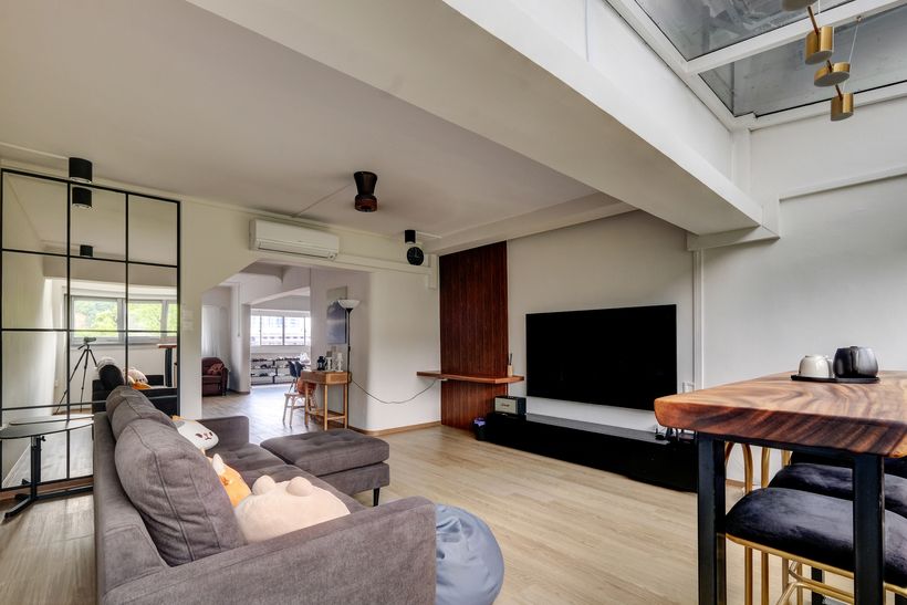 Bukit Batok Street 52 interior